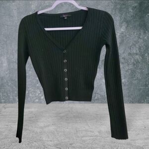 Womens (S) Cropped Long Sleeved Slim-Fit Top
